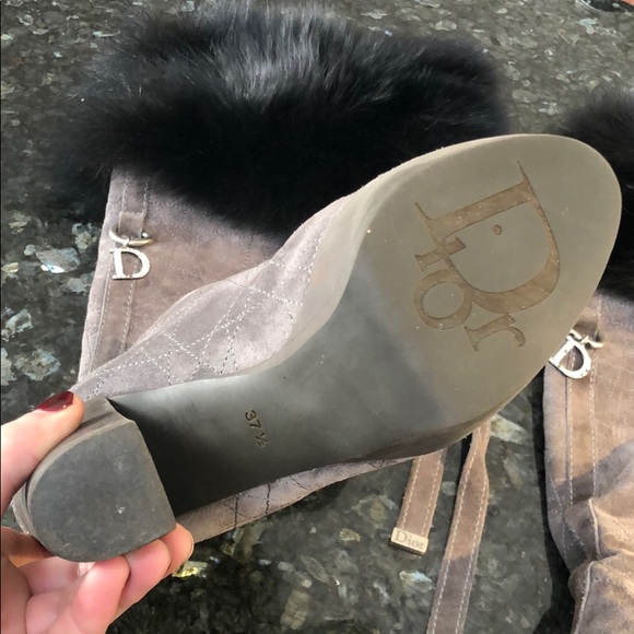 Authentic suede Christian Dior boots - Picture 2 of 3